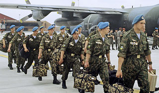 Спецназ защитит россиян в Киргизии Спецназ защитит россиян в Киргизии