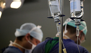 Лед внутривенно спасет жизни больных Лед внутривенно спасет жизни больных