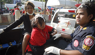 В метро Бангкока прогремели взрывы В метро Бангкока прогремели взрывы