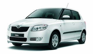 Skoda Fabia подешевела на 100 тысяч рублей Skoda Fabia подешевела на 100 тысяч рублей