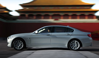 Китай представил новинки мирового автопрома Китай представил новинки мирового автопрома