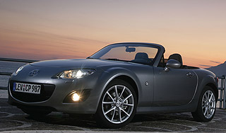 Mazda привезла новый родстер Mazda привезла новый родстер