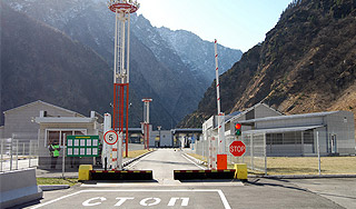 Грузия пытается "вскрыть" российские посты Грузия пытается "вскрыть" российские посты