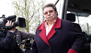 Браун оскорбил женщину в прямом эфире Браун оскорбил женщину в прямом эфире