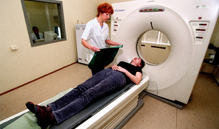 Врачи смогли поговорить с пациентом в коме Врачи смогли поговорить с пациентом в коме