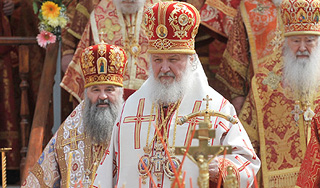 Патриарх освятил 17-купольный храм Патриарх освятил 17-купольный храм