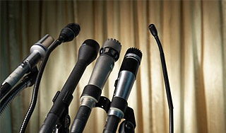 Праздничный прием завершился скандалом Праздничный прием завершился скандалом