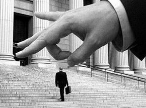 С предприятий уволены 2,7 тысячи человек