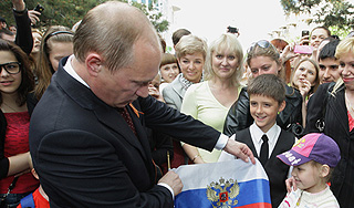 Путин готовит сюрприз школьникам Путин готовит сюрприз школьникам