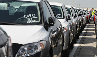 Импорт иномарок сократился на 43 процента Импорт иномарок сократился на 43 процента