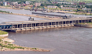 На Нижнекамской ГЭС взорвался генератор На Нижнекамской ГЭС взорвался генератор