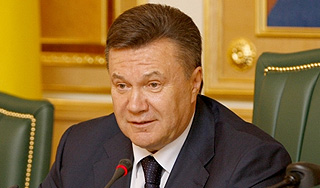 Киев одобрил союз "Нафтогаза" и "Газпрома" Киев одобрил союз "Нафтогаза" и "Газпрома"