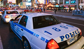 В центре Нью-Йорка нашли опасную машину В центре Нью-Йорка нашли опасную машину