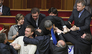 Два депутата Рады попали под следствие Два депутата Рады попали под следствие