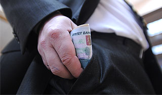 Главу УФНС Мордовии поймали на взятке Главу УФНС Мордовии поймали на взятке