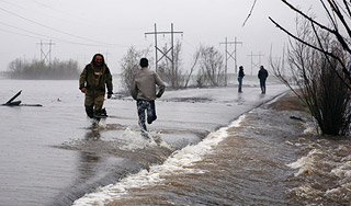 В Якутске обнаружена первая жертва паводка В Якутске обнаружена первая жертва паводка