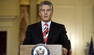 Австралия высылает израильского дипломата Австралия высылает израильского дипломата