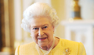 Елизавета II решила продать свою почту Елизавета II решила продать свою почту