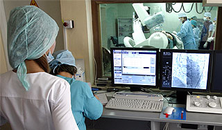 В Москве робот вырезал человеку печень В Москве робот вырезал человеку печень