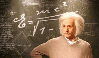 На автогигант подали в суд из-за Эйнштейна На автогигант подали в суд из-за Эйнштейна