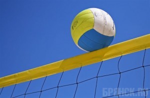 Пляжный волейбол открыл сезон