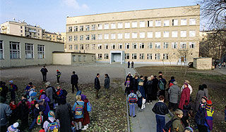 Школьника подожгли газовым баллончиком Школьника подожгли газовым баллончиком