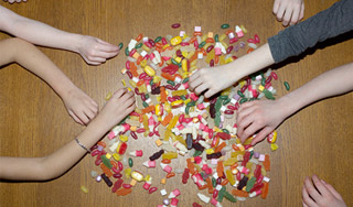 Чувство справедливости меняется с годами Чувство справедливости меняется с годами