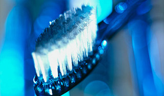 Зубная щетка спасает от инфарктов Зубная щетка спасает от инфарктов