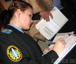 Приставы взялись за алиментщиков