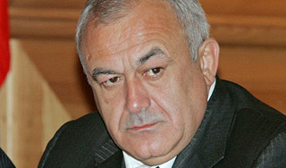 Правительство Осетии отправлено в отставку Правительство Осетии отправлено в отставку