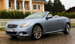 Infiniti впервые привез в Россию кабриолет Infiniti впервые привез в Россию кабриолет