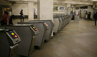 Метро Москвы объявило охоту на "зайцев" Метро Москвы объявило охоту на "зайцев"