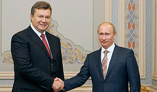 Янукович попросил у России атомный кредит Янукович попросил у России атомный кредит