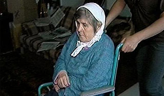 Русская бабушка снова попала в больницу Русская бабушка снова попала в больницу