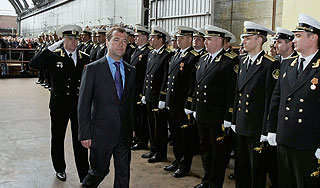 Президент спустил на воду новую субмарину Президент спустил на воду новую субмарину