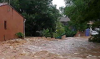 На курортах Франции гибнут люди На курортах Франции гибнут люди