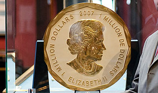 C молотка уйдет гигантская золотая монета C молотка уйдет гигантская золотая монета