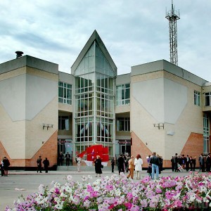 Новому бассейну - срочный ремонт