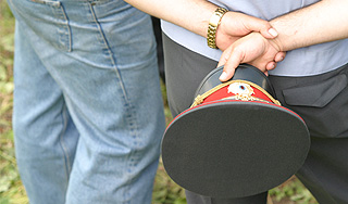 Рецидивист на спор избил милиционера Рецидивист на спор избил милиционера