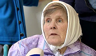 Русскую бабушку отправили в больницу Русскую бабушку отправили в больницу