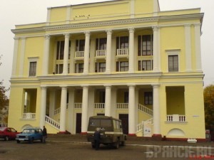 Вместо аттракционов - торговый центр?