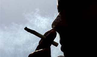 Сигареты поместили в устрашающую упаковку Сигареты поместили в устрашающую упаковку