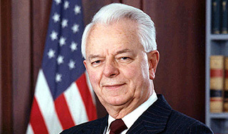 США потеряли "голос принципов и разума" США потеряли "голос принципов и разума"