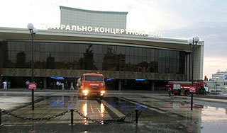 В центре Грозного взорвался боевик-смертник В центре Грозного взорвался боевик-смертник