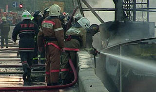 В центре Москвы сгорелa "Мама Зоя" В центре Москвы сгорелa "Мама Зоя"