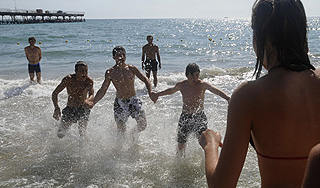 Воспитатели утонувших детей пили спиртное Воспитатели утонувших детей пили спиртное