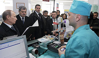 Россия начнет выпуск важнейших лекарств Россия начнет выпуск важнейших лекарств