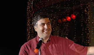 Саакашвили пил в ночном клубе Украины Саакашвили пил в ночном клубе Украины