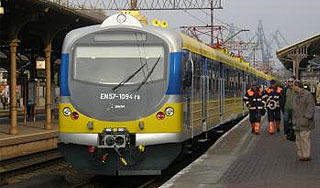 Пассажирские поезда столкнулись лоб в лоб Пассажирские поезда столкнулись лоб в лоб