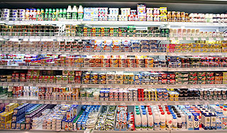 В магазине холодильник придавил женщин В магазине холодильник придавил женщин